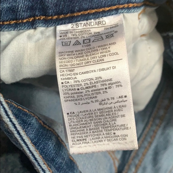 Old Navy Mid Rise Skinny Jeans - Picture 6 of 6